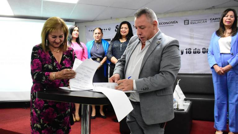 Firman Semujeres y Canacintra Culiacán convenio de colaboración para capacitar en materia de género