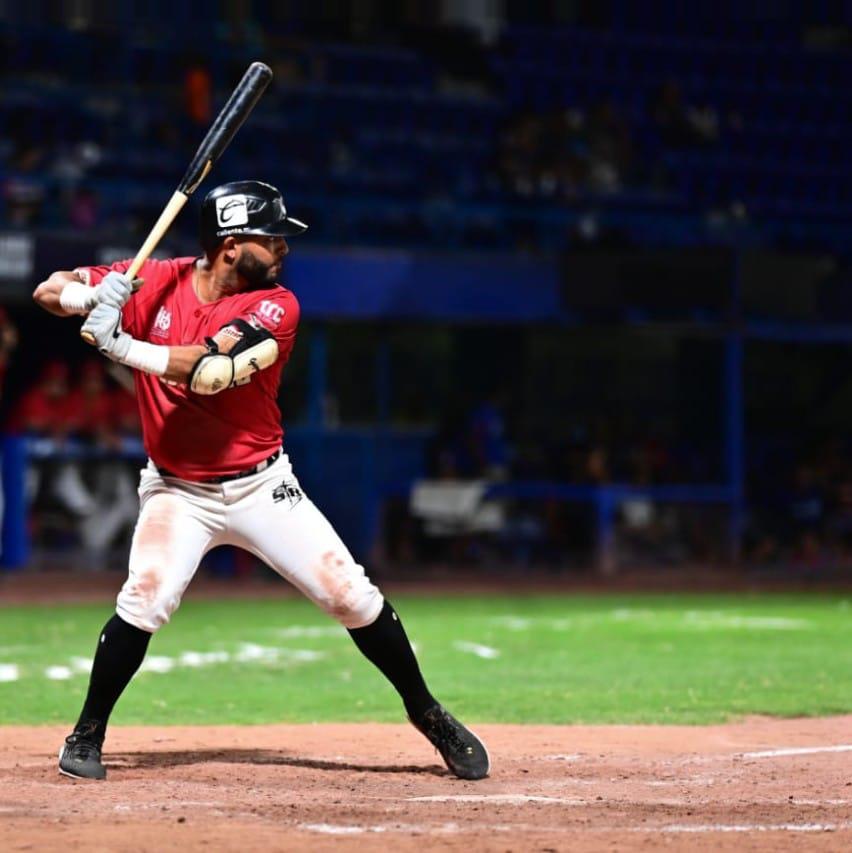 $!Peloteros de Venados de Mazatlán alistan su talento rumbo a los playoff de verano