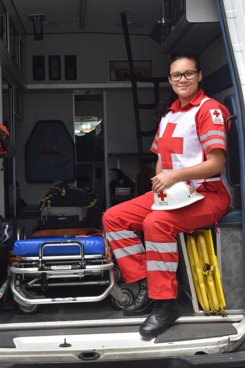 $!A Lucero Anahí le daban miedo las ambulancias, pero hoy ser socorrista la llena de satisfacción