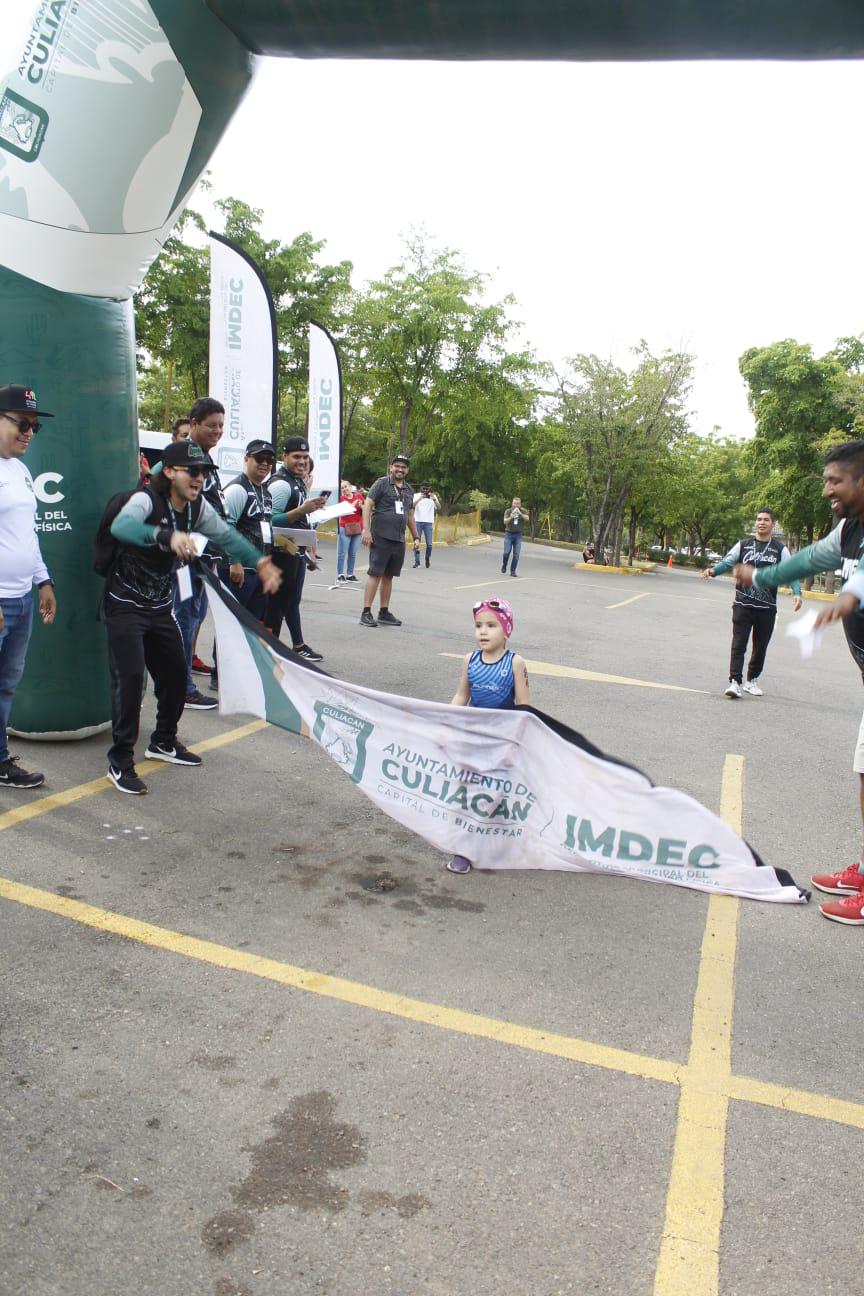 $!Primer Acuatlón reúne 116 atletas juveniles en los festejos por Culiacán