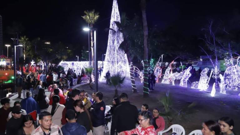 Este lunes será último día de la Villa Navideña en el Parque Central de Mazatlán