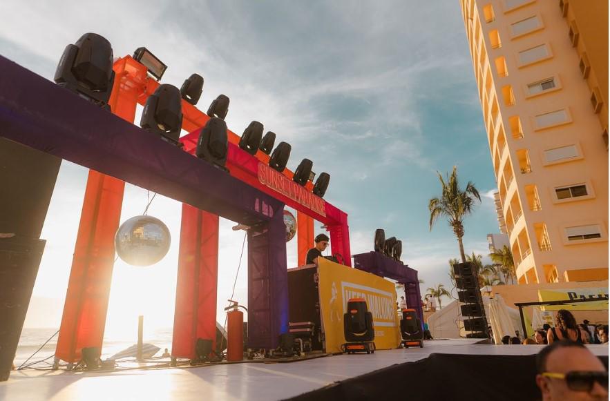 $!Listo el Sunset Paradise 2023, la fiesta electrónica de playa de Mazatlán