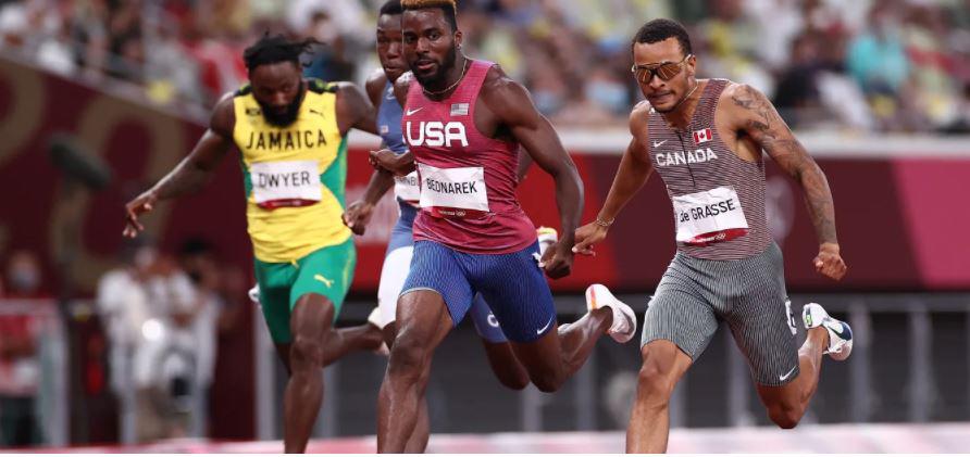 $!Andre de Grasse, de Canadá, se hace con el oro en 200m en Tokio 2020 tras su plata en Río 2016