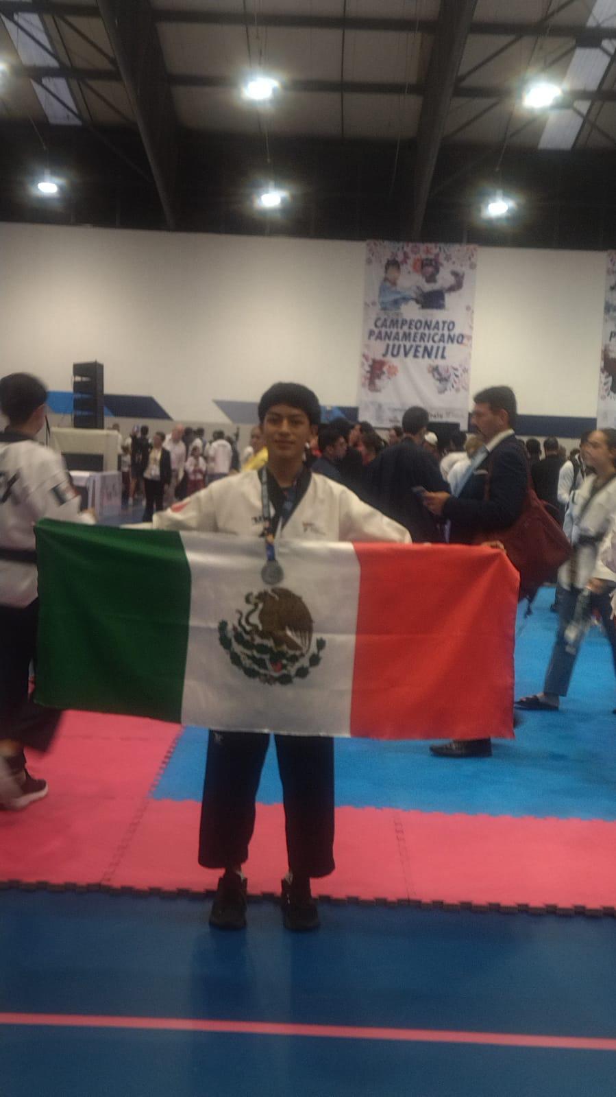 $!Sube mazatleco Nery Frías al podio en Campeonato Panamericano Cadete y Juvenil de Taekwondo