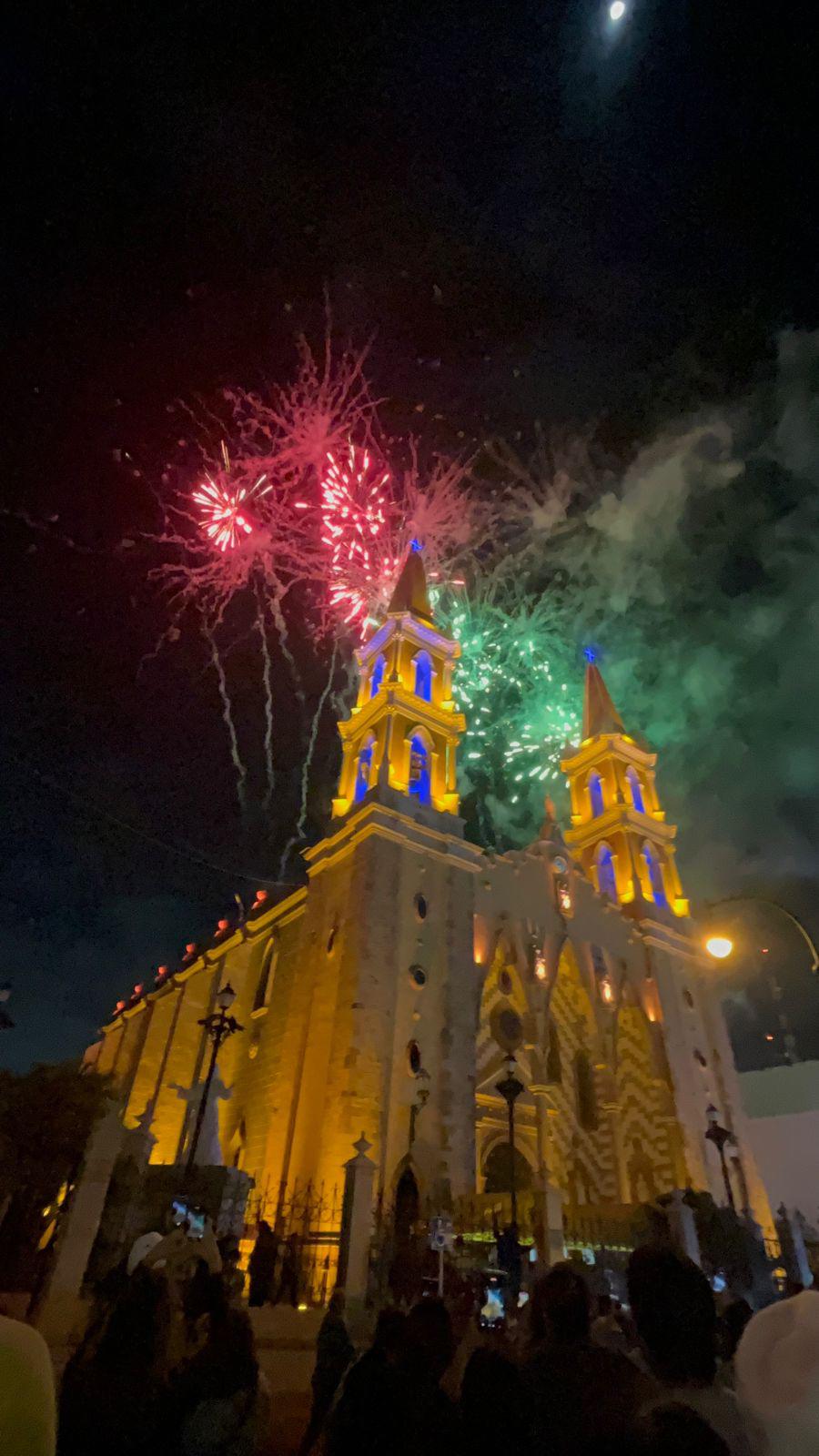 $!Festejan con mariachi a ‘La Morenita’ en Mazatlán