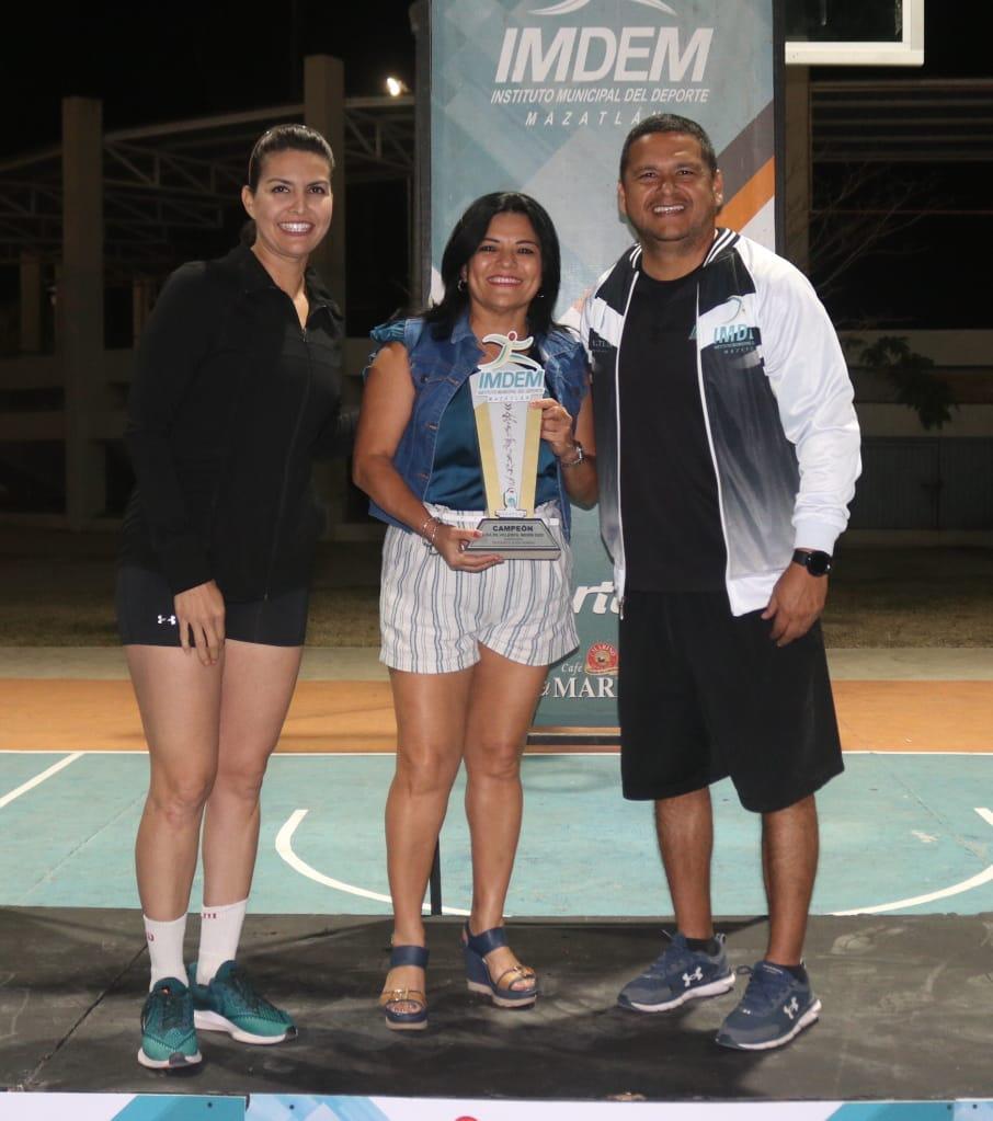 $!Redondean Club Soles y Wapas Team gran campaña con campeonato en Voleibol de Sala Imdem