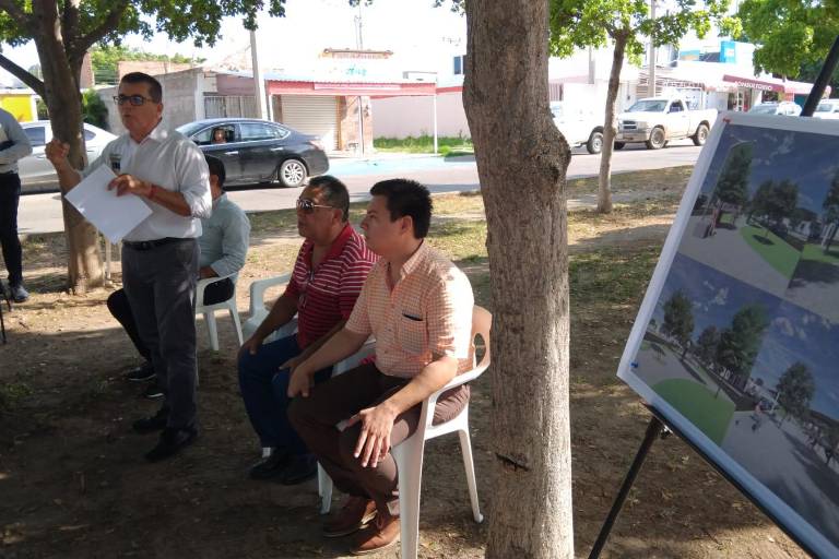 Avanza en Mazatlán el embellecimiento de espacios y áreas verdes