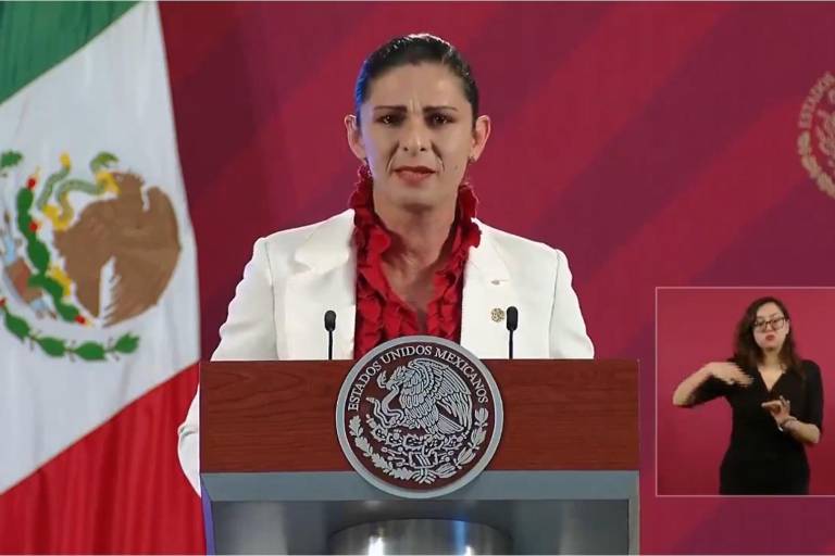 AMLO reconoce a Ana Gabriela Guevara por ‘resistir’ cuestionamientos al frente de la Conade