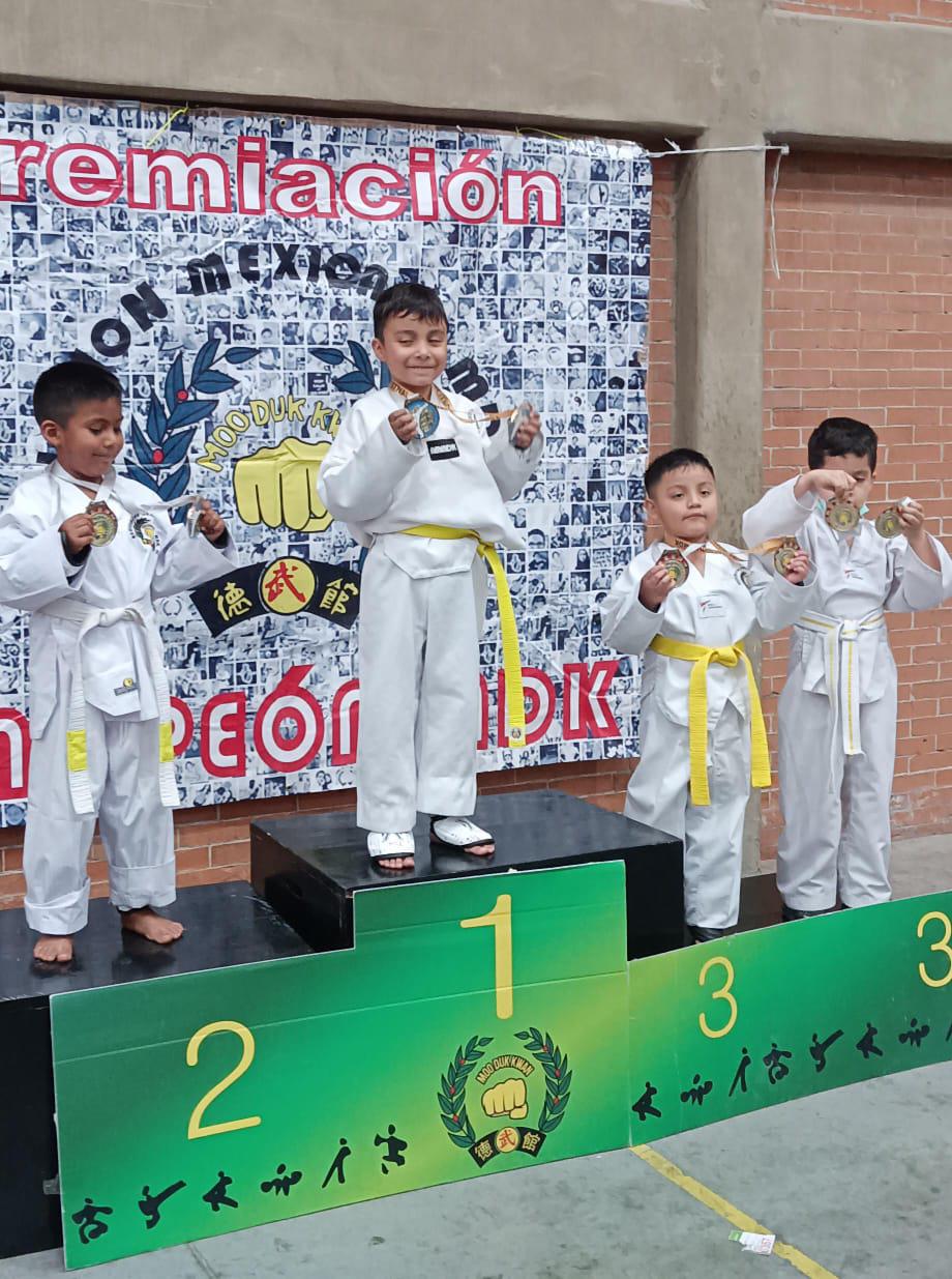 $!Taekwondoínes de Escuinapa conquistan 5 medallas en Festival MDK, en la CDMX