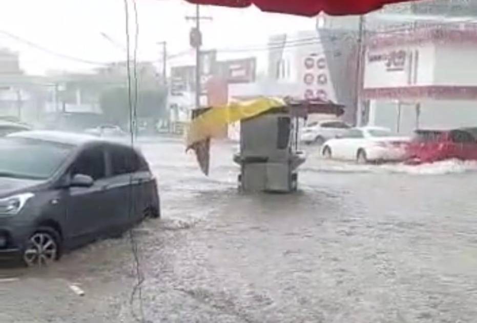 Lluvias Se Llevan Carreta De Mariscos De ‘el Chito En La Carranza En Culiacán