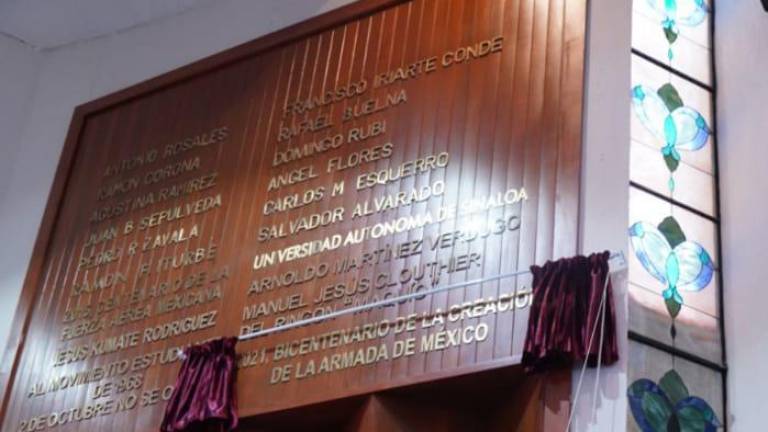 El Muro de Honor del Salón de Sesiones del Congreso del Estado podría anexar algunos nombres.