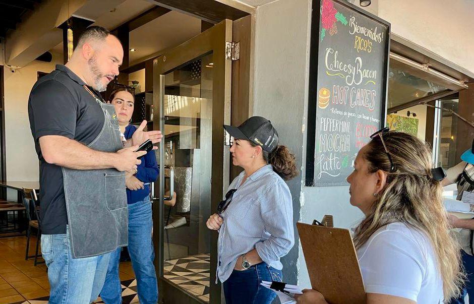 $!Inspecciona Gobierno de Mazatlán 14 establecimientos de Olas Altas