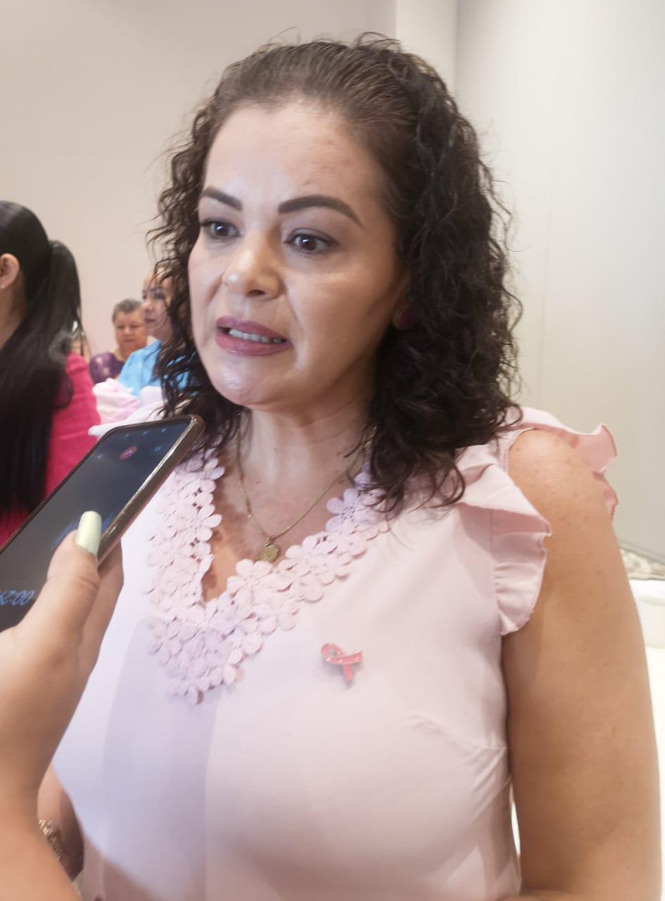 $!Dona Fundación Letty Coppel prótesis mamarias a 30 mujeres