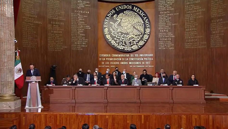 $!AMLO desplaza a Santiago Creel y Norma Piña en aniversario de la Constitución