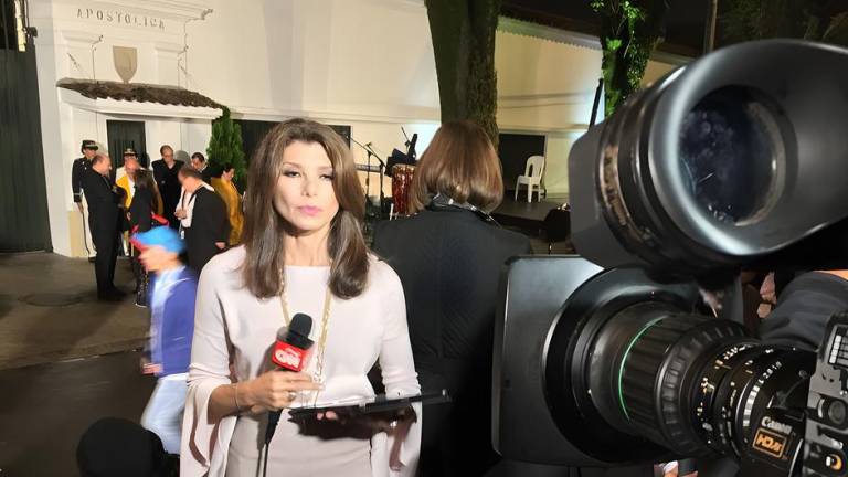 Cobertura de Patricia Janiot durante la visita del Papa Francisco a Colombia, Bogotá, septiembre de 2017.