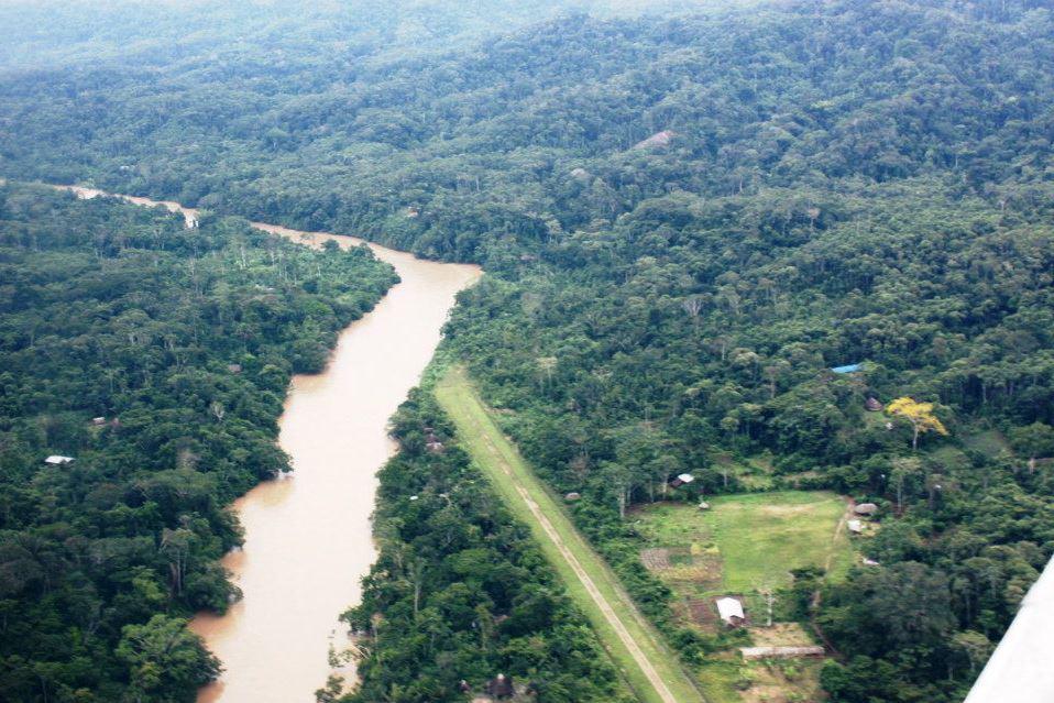 $!Vista aérea del territorio Sarayaku en la provincia ecuatoriana de Pastaza.