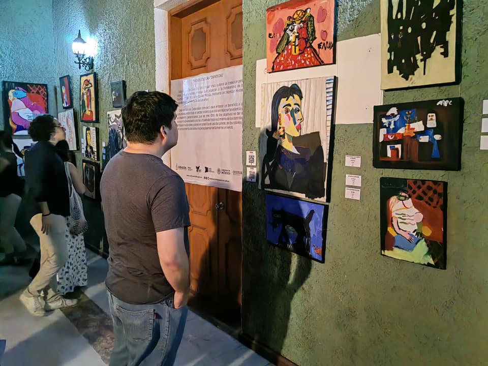 $!El Museo de Arte se llenó de color con la exposición.