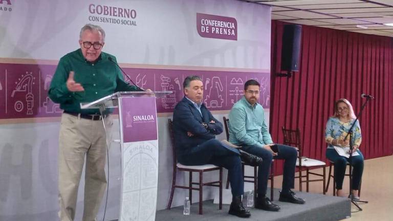 Rubén Rocha Moya ofrece la conferencia semanera desde Palacio de Gobierno.