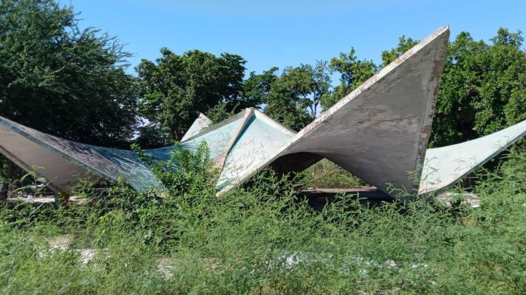 La estructura actualmente se encuentra en el abandono.