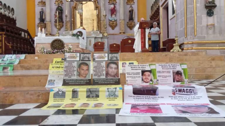 Colectivos de búsqueda de desaparecidos piden consuelo y esperanza en misa en la Catedral de Culiacán