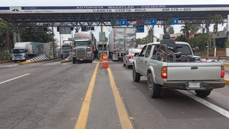 Caseta de peaje en Costa Rica de la autopista Mazatlán-Culiacán.