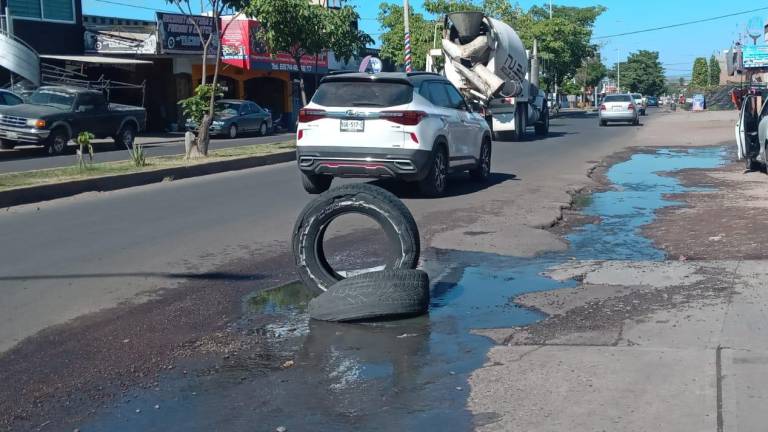 Comerciantes de la Guadalupe Victoria, en Culiacán, denuncian fuga de aguas negras