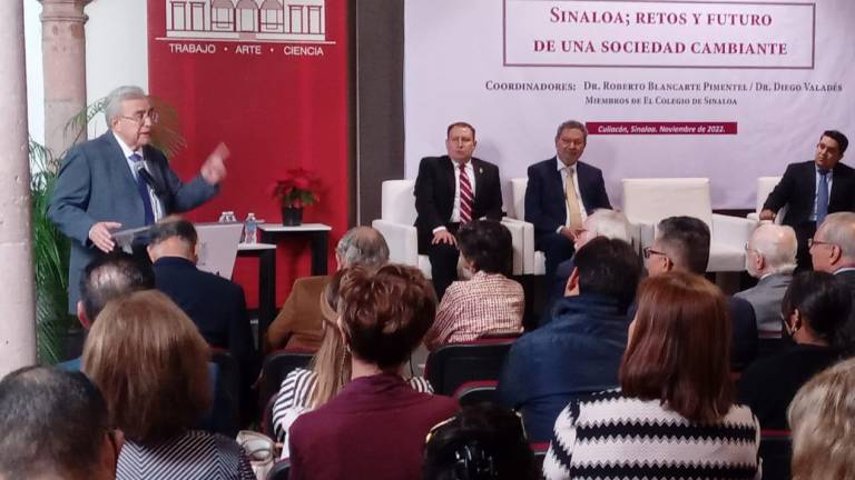 Inauguración de foro convocado por El Colegio de Sinaloa en su 30 aniversario.