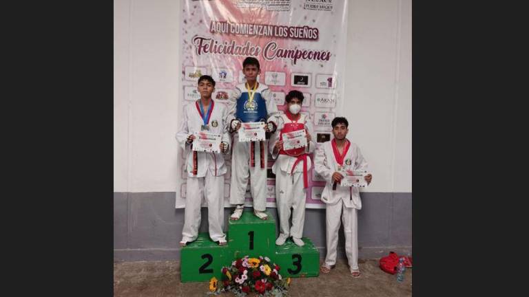 Escuinapense Daniel Morales se cuelga oro y plata en Copa Taekwondo Tlachtli, en Tlaxcala