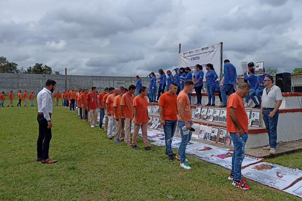 $!Foto al interior del penal de Tuxpan mientras se realiza la búsqueda en vida.