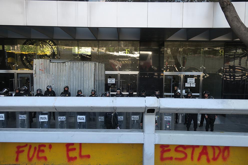 $!‘¿Por qué no han sido detenidos 16 militares faltantes ni ex funcionarios de alto nivel?’, reclaman a la Fiscalía